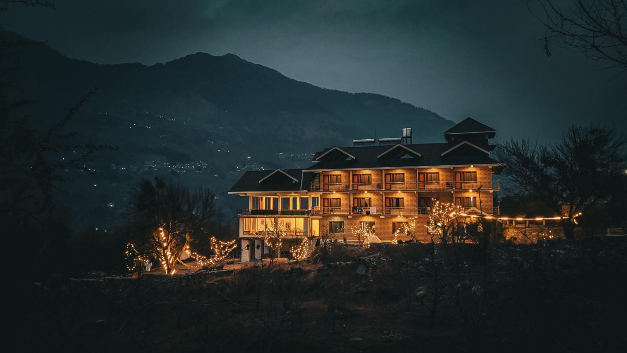 Aroha Residency- A Countryside Resort Manāli Dış mekan fotoğraf
